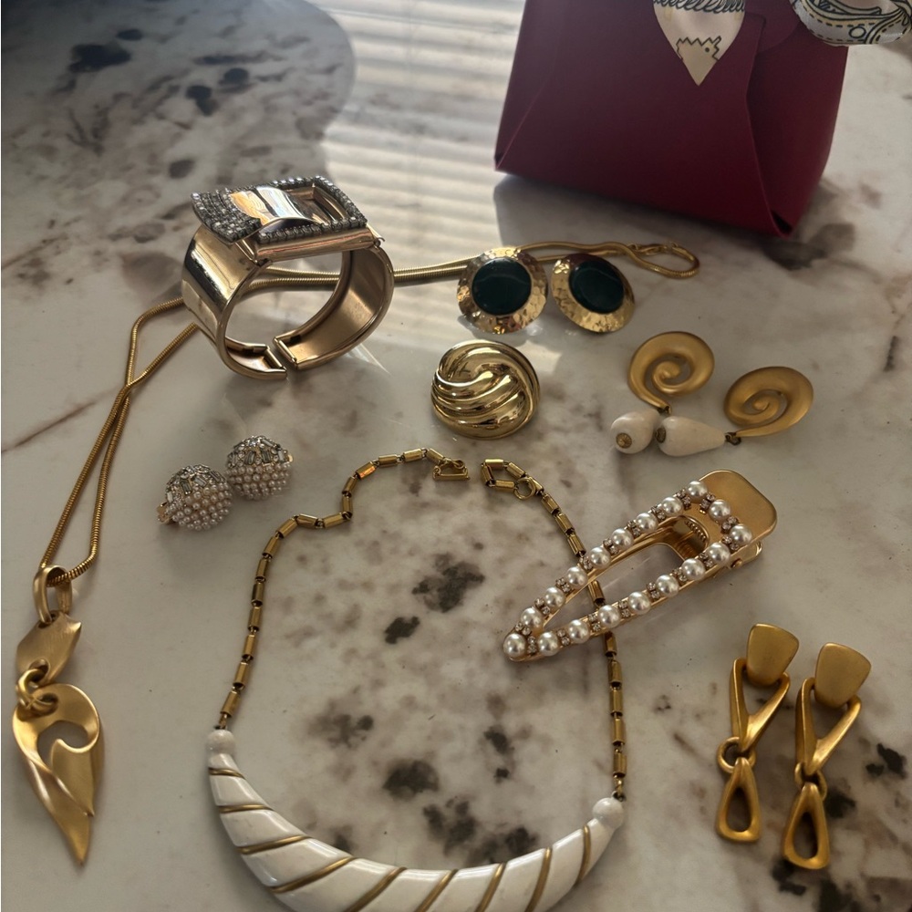 Vintage Jewelry Estate Lot 12